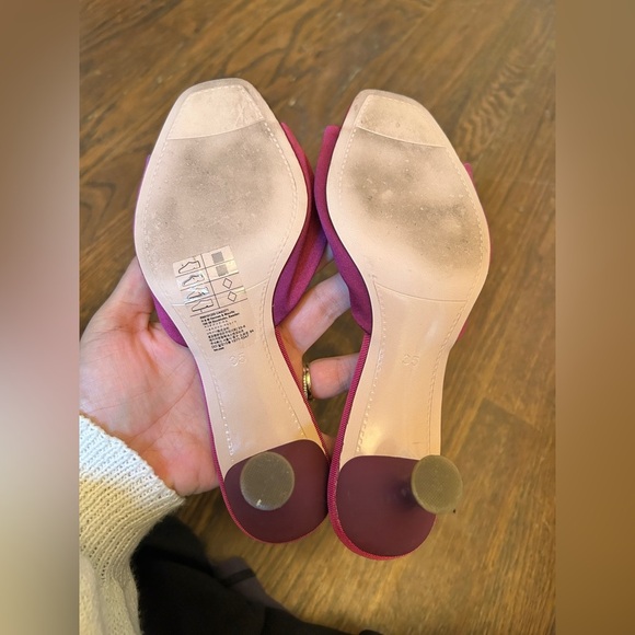 H&M Fuschia Sandals with kitten heel in size 35 - Picture 3 of 4